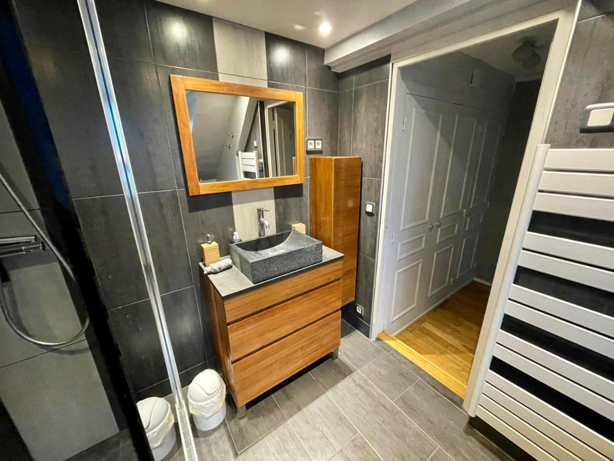 Sous Les Clochers De Rouen - Spacieux Logement エクステリア 写真